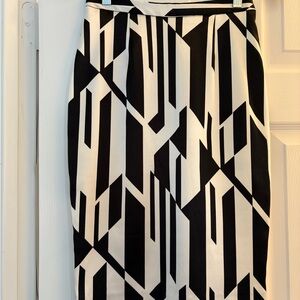 Vintage Black and Ivory Geometric Patterned Pencil Skirt, above knee length